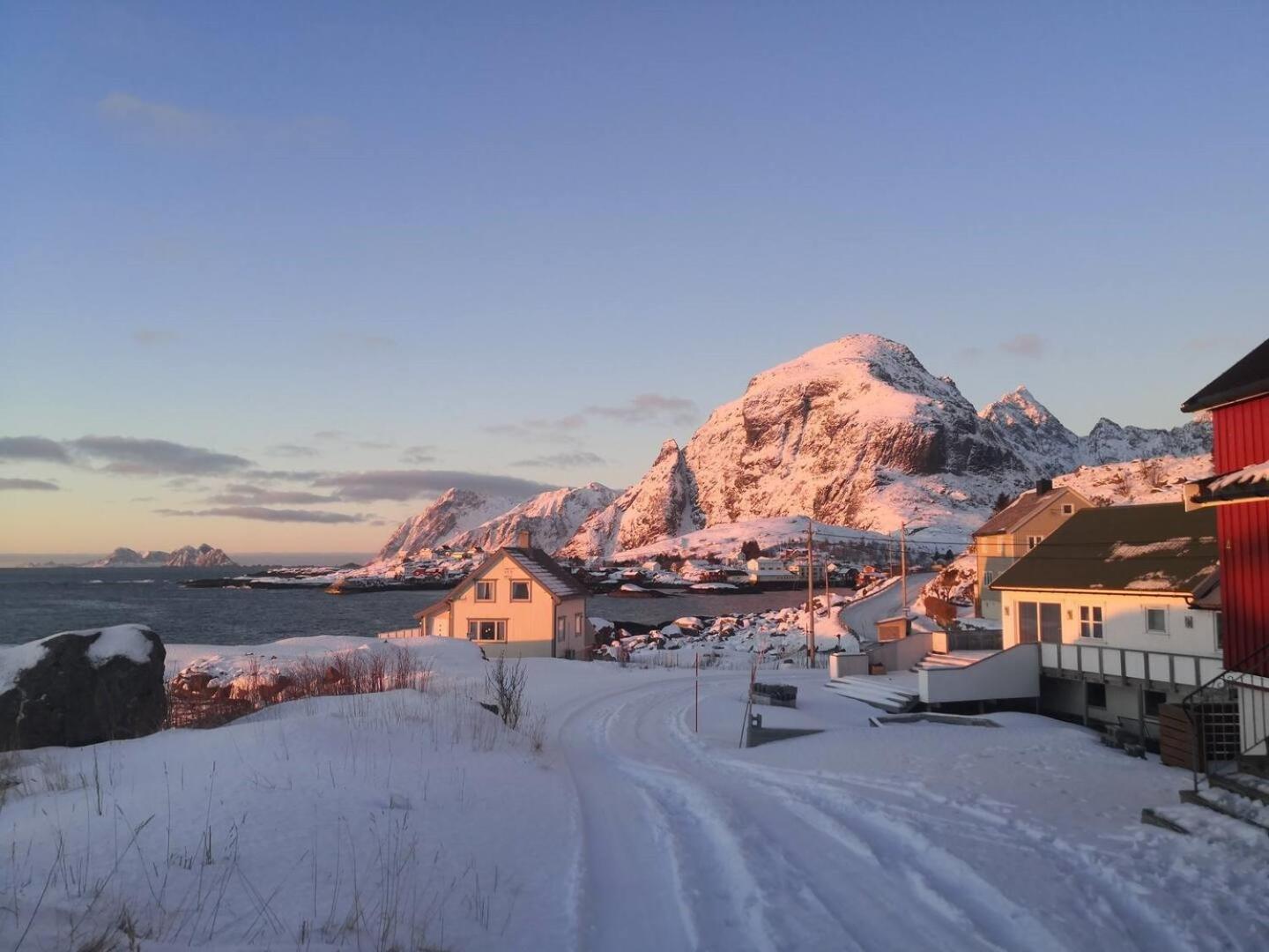 House With Amazing View & Location In Tind Villa Sørvågen Exteriör bild
